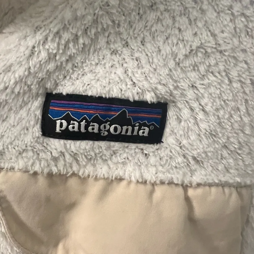 white snap-t pullover - Image 4