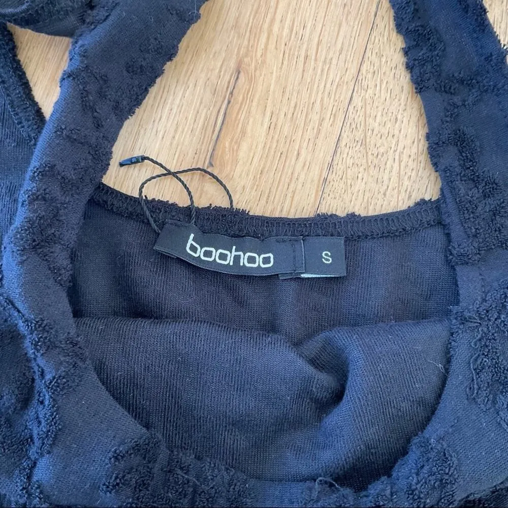 Boohoo - Embossed Towel Crop Top & Shorts Swim Cover Ups in Black - Image 4