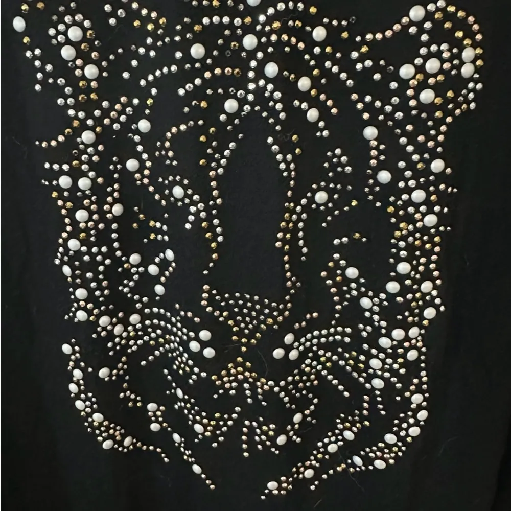 Allure Black Lion Top 3/4 Sleeves Size XL - Image 3