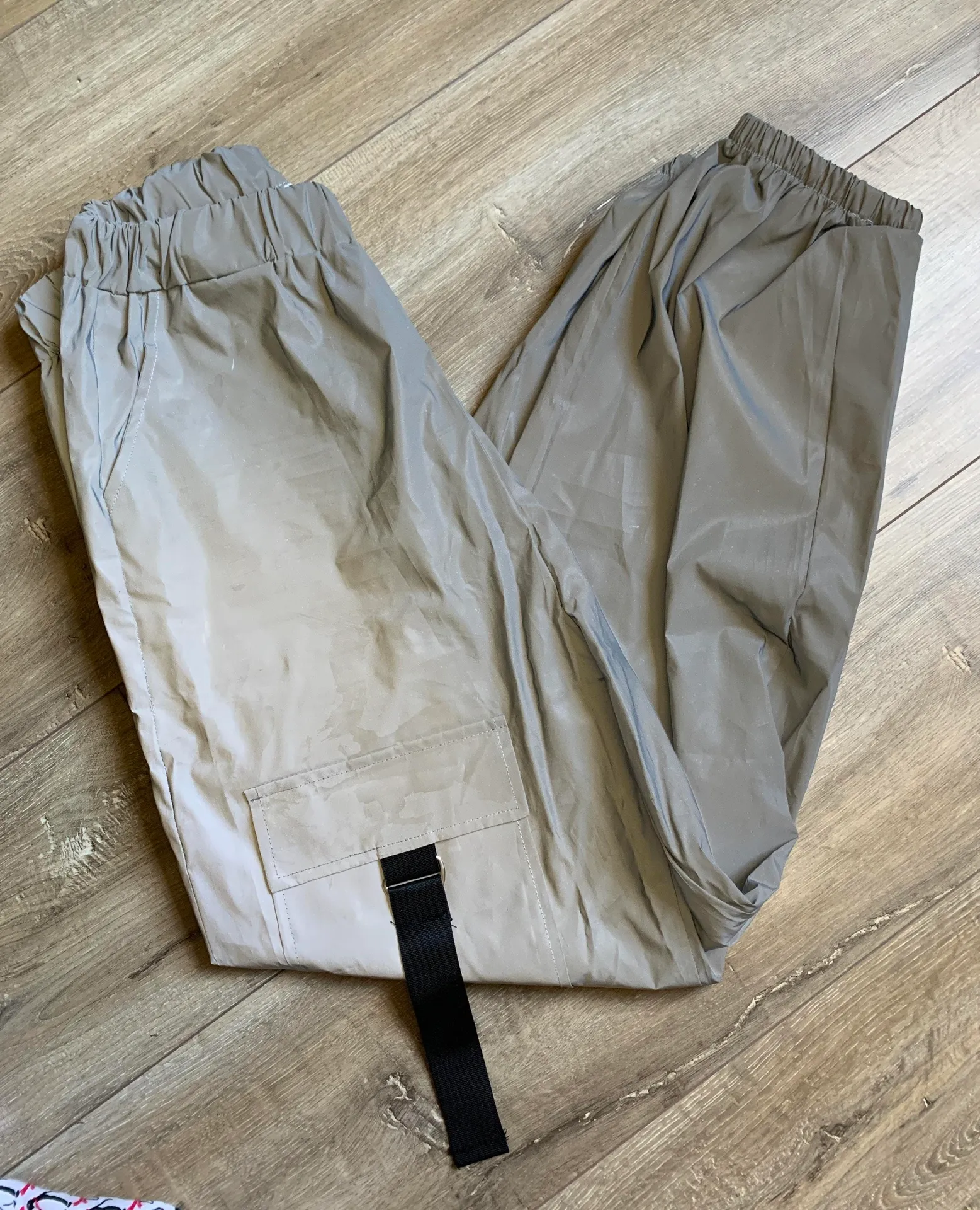 SheIn Reflective Pants - Image 2