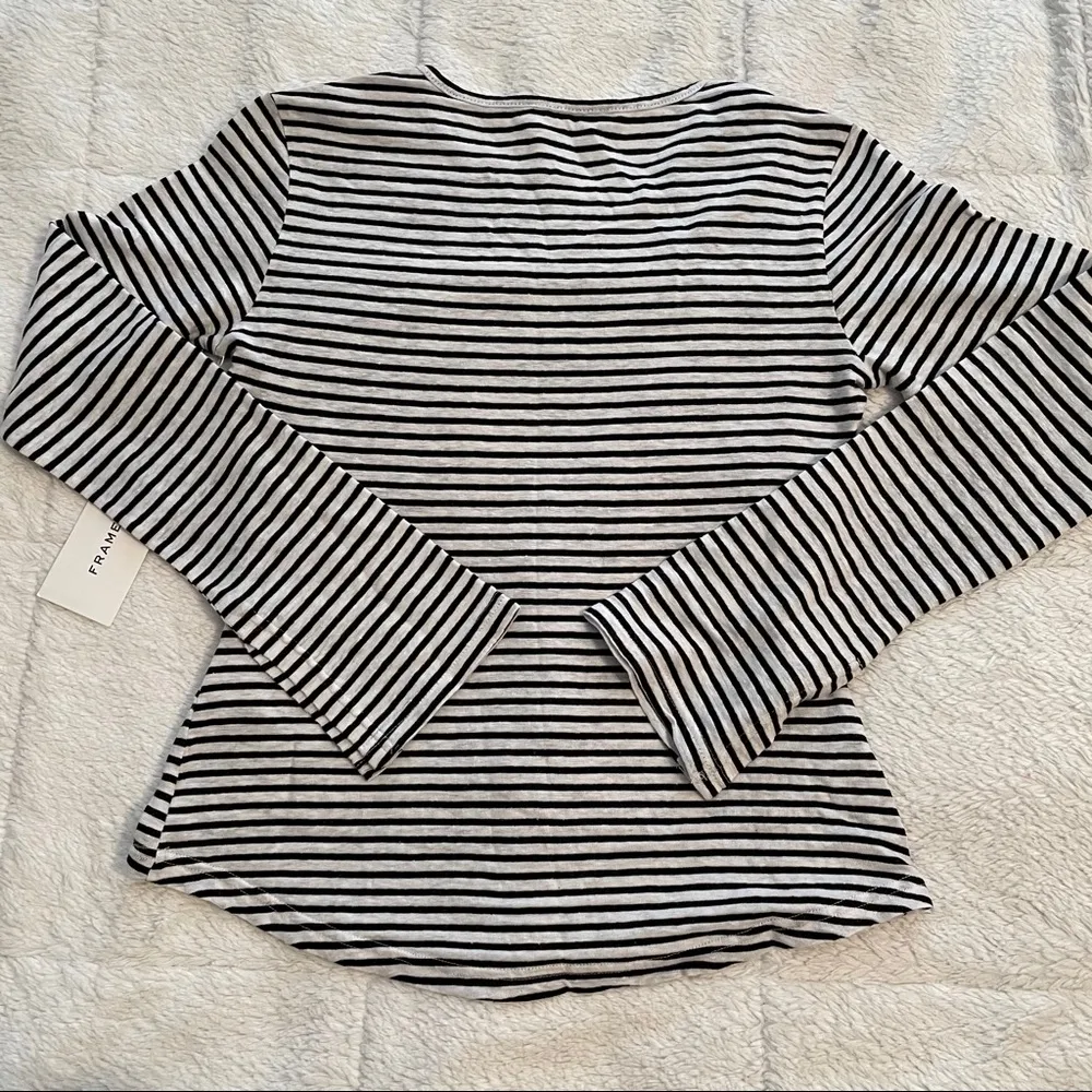 Frame Bell Sleeve Striped Print Tee - Image 4