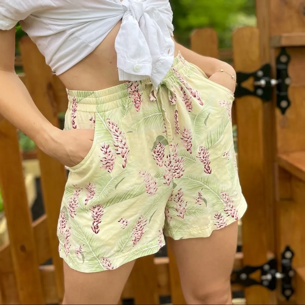 Tommy Bahama Vintage High Waisted Coastal Flowy Summer Shorts XS - Image 2