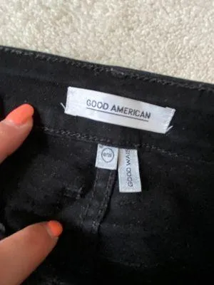 Good American Jeans - Image 4