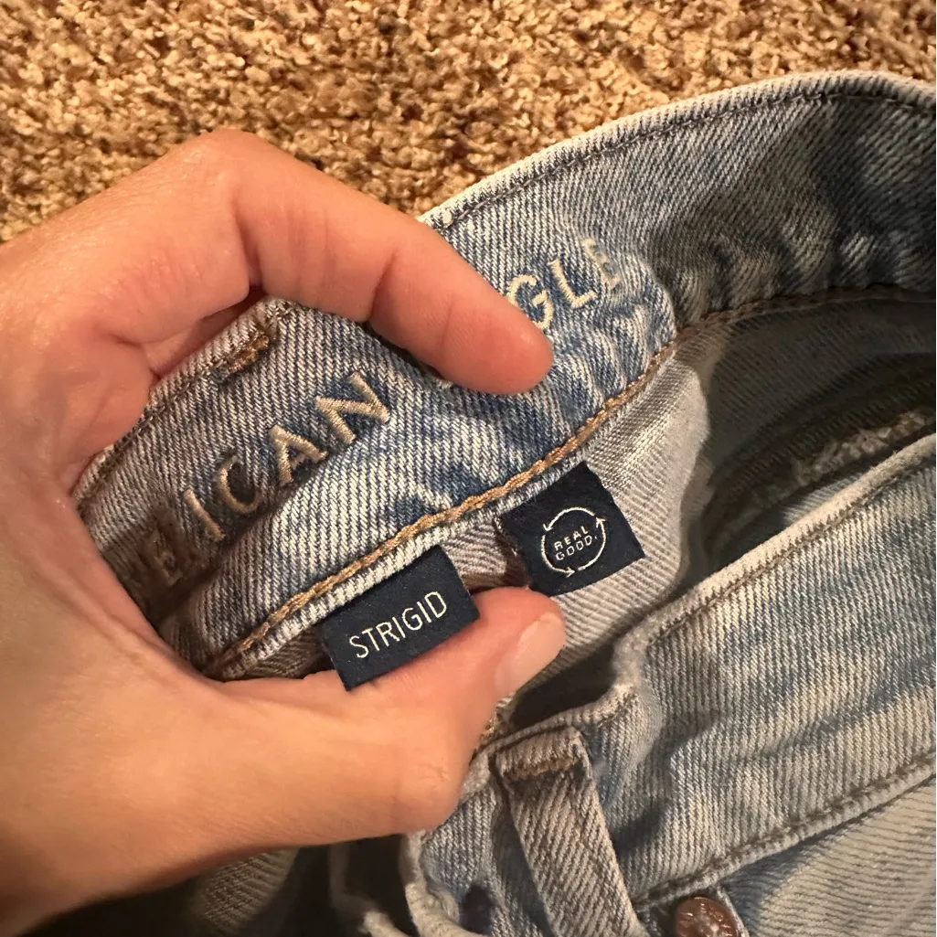 American Eagle Strigid Women's Jeans size 2L - Image 14