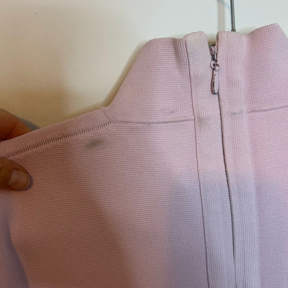 Herve Leger Paris Baby Pink Turtleneck Cropped Top - Image 7