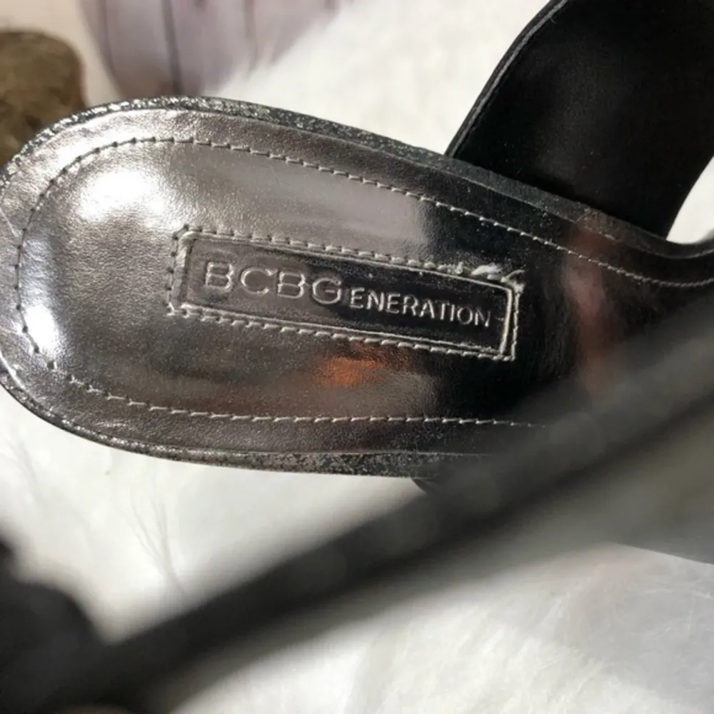 BCBGeneration  Chaser Black Pewter Leather Slingback Heels 9.5 - Image 11