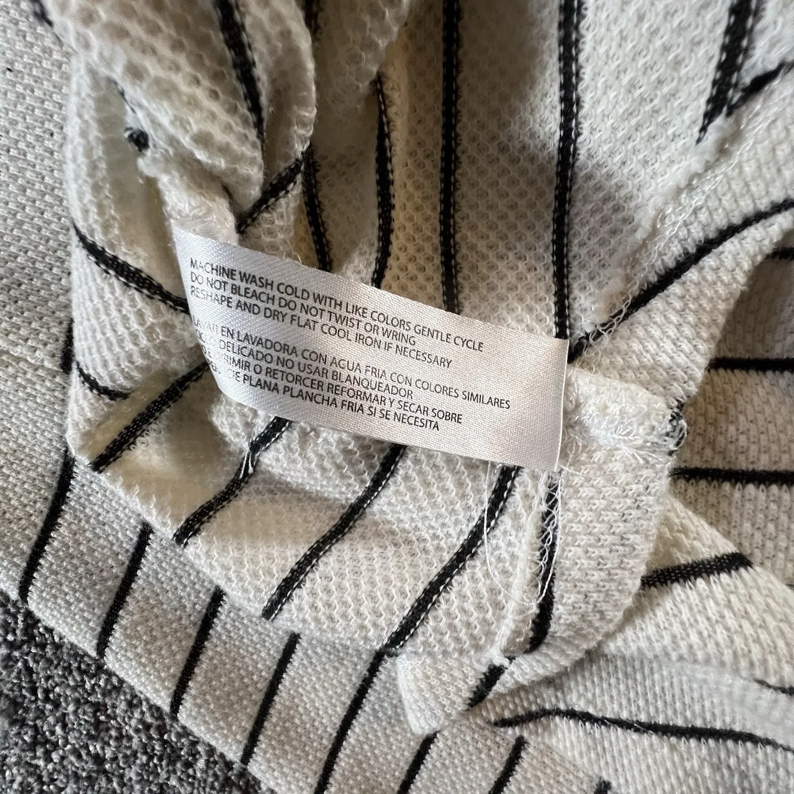 Carolyn Taylor XL Striped Knit Top Cream Black Nautical Breton 3/4 Sleeve Casual - Image 8