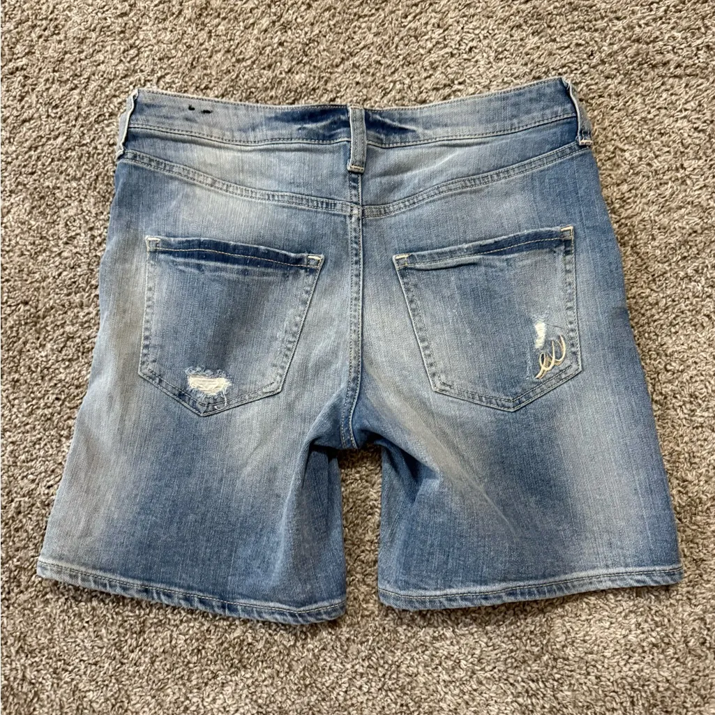 Express Distressed Jean Shorts Sz 2 - Image 5