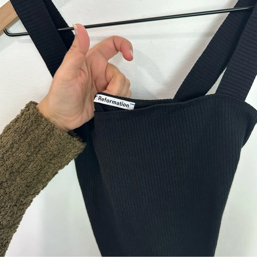 Reformation Canyon Top in Black size Small - Image 8