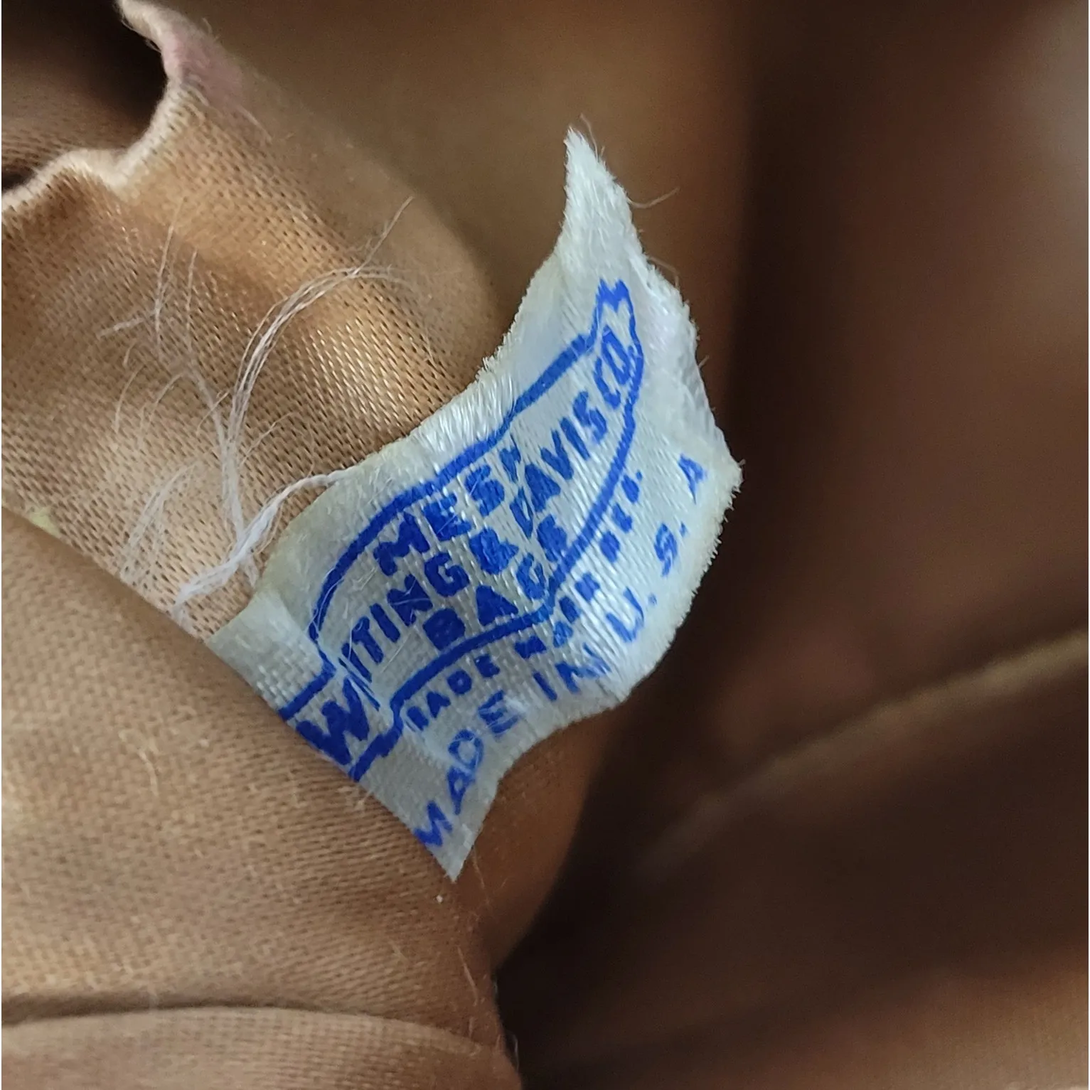 Vintage‎ Whiting & Davis Womens Evening Handbag Black Gold Metal Mesh Kiss Lock - Image 2