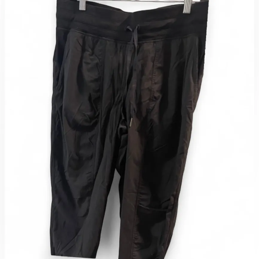 Lululemon Dance Studio Mid-Rise Pant Lightweight, 2-way stretch Black Size 10 - Image 5