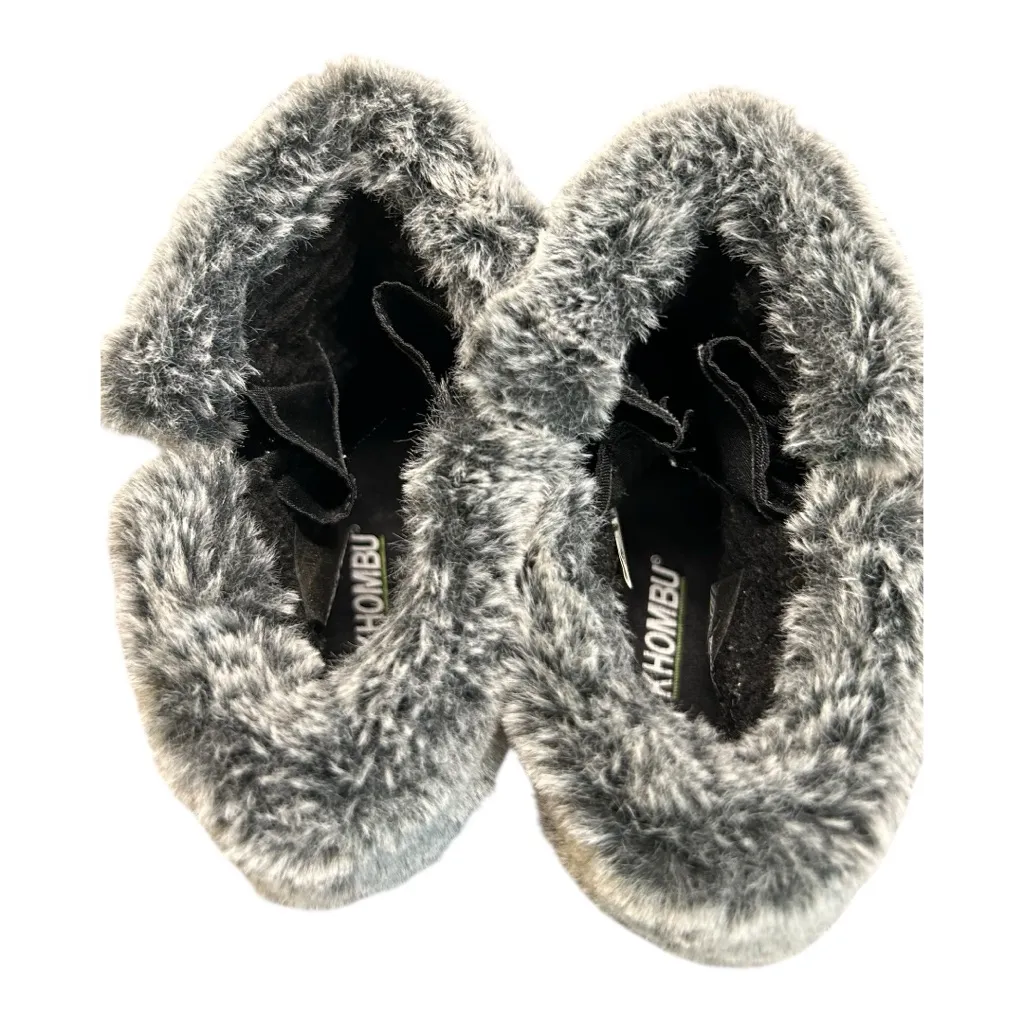 Khombu Women's Jessica Ankle Boots Faux Fur Shearling Lining size 9 - Image 7