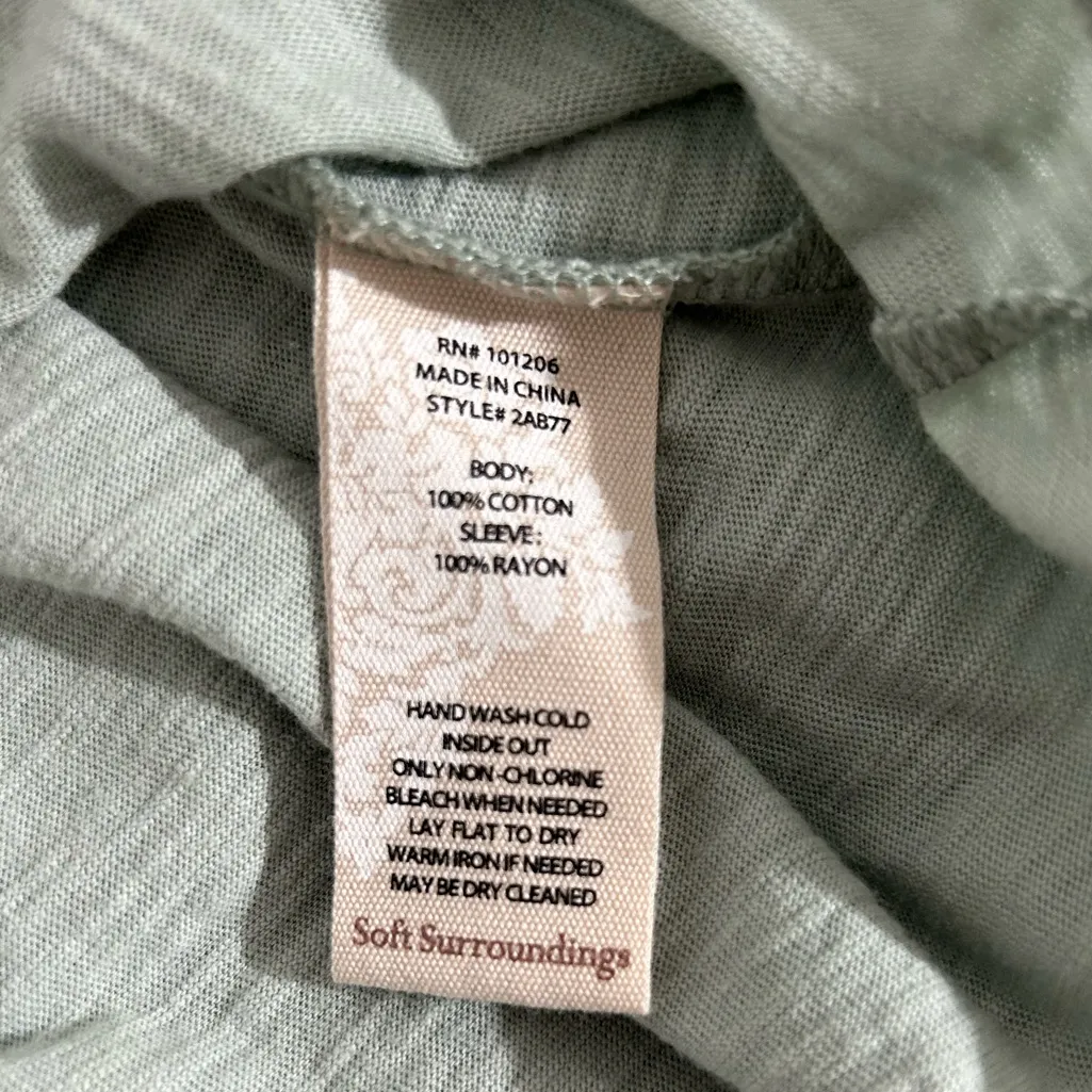 Soft Surroundings Womens Ciara‎ Top Pleat Sleeve V-Neck Size Medium - Image 5