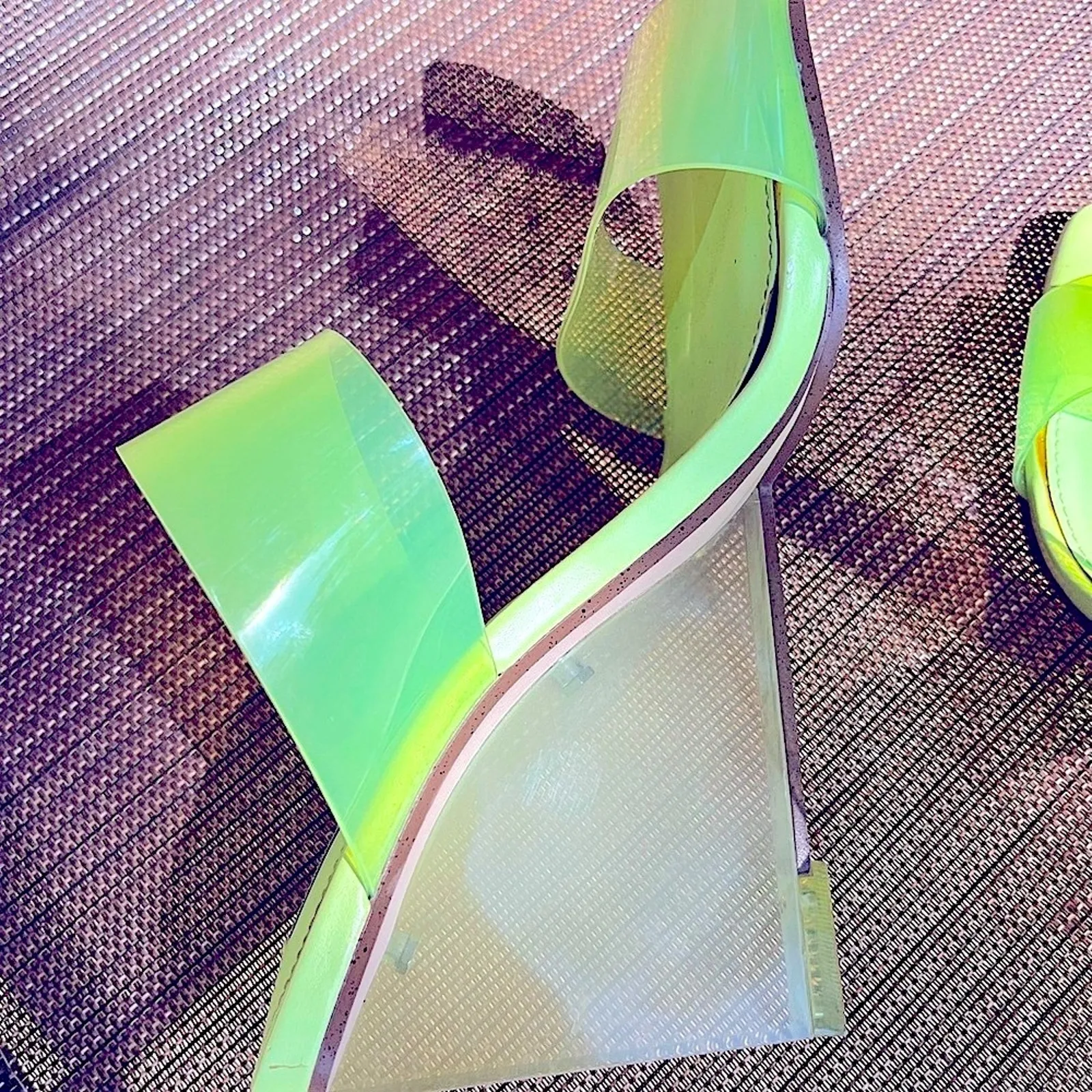 Steve Madden Neon Green Transparent Wedges Platforms size 7.5 - Image 4