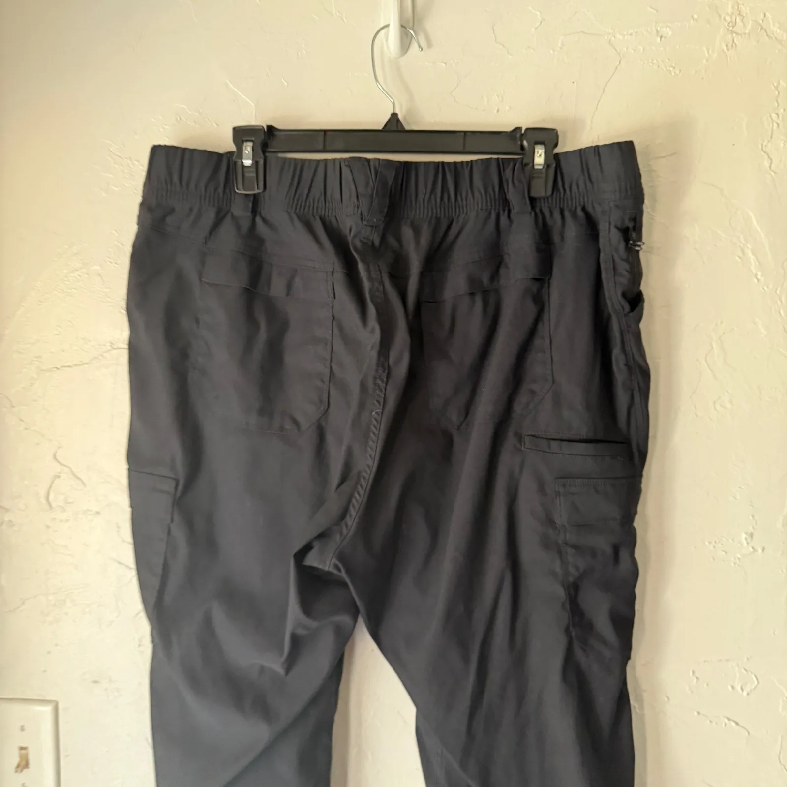 Duluth Trading Black Cargo Pants Womens 18W Elastic Waist Pockets Lightweight - Image 2