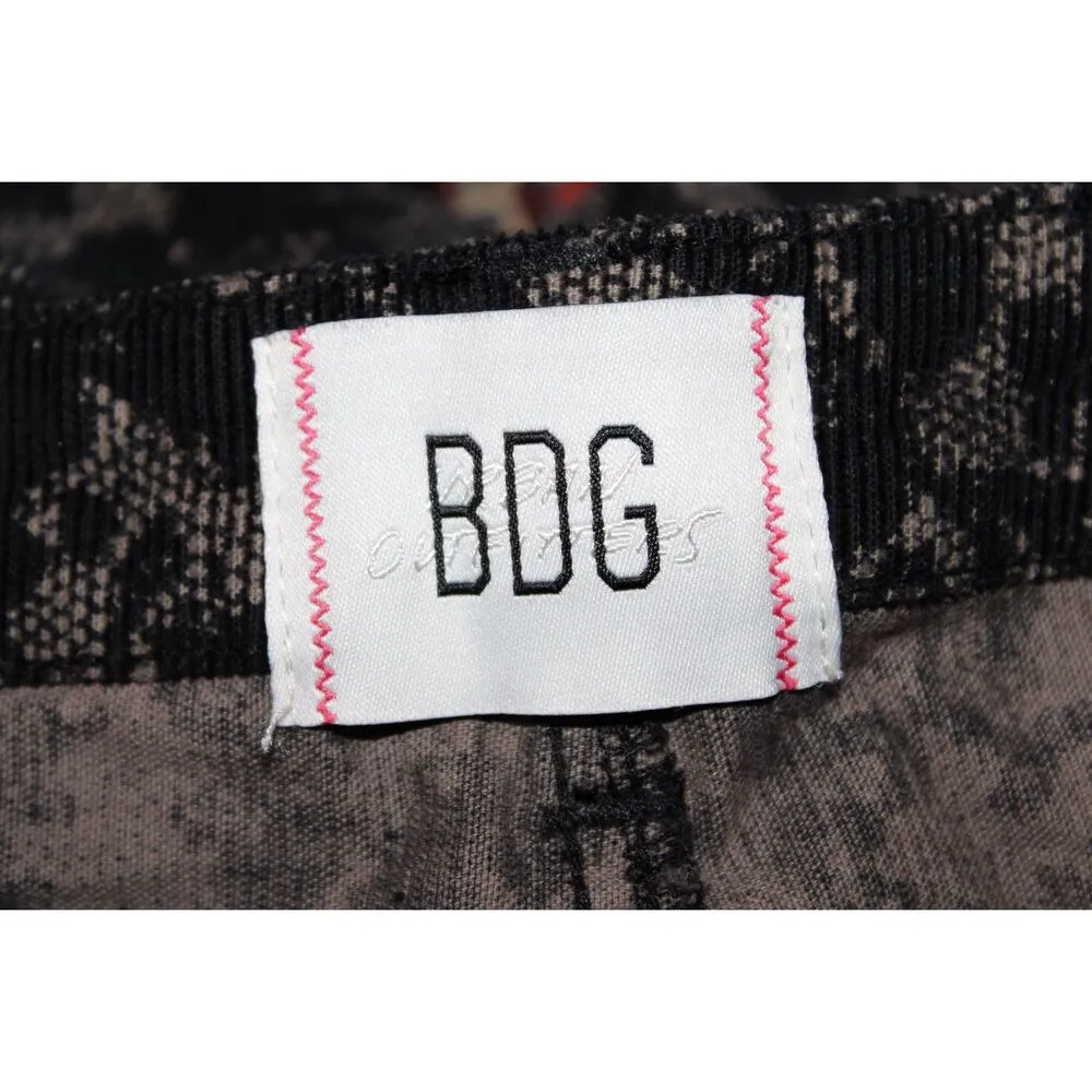 NWOT Womens BDG Urban Outfitters Extreme Flare Black Cream Floral Pants Size 24 - Image 3