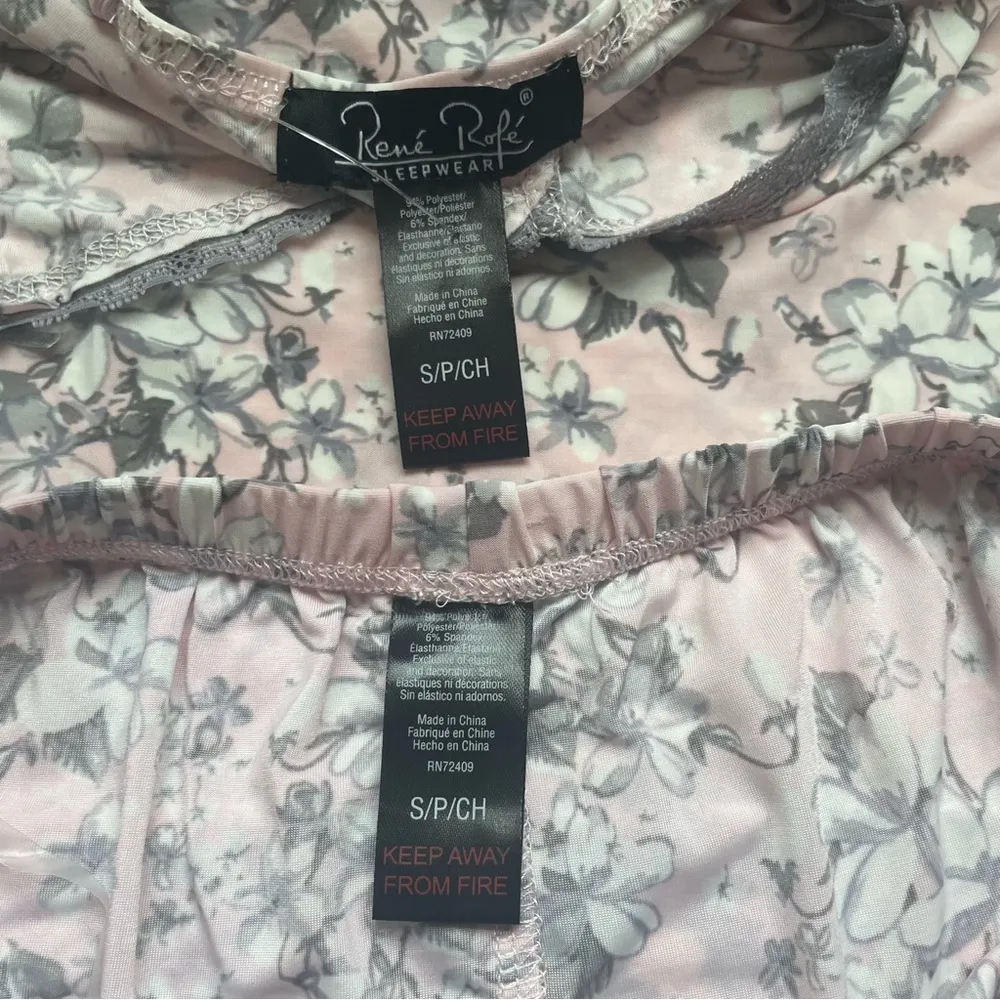 Rene Rofe Cami Shorts and Robe Floral Matching PJ Intimates Set Small NWT - Image 5