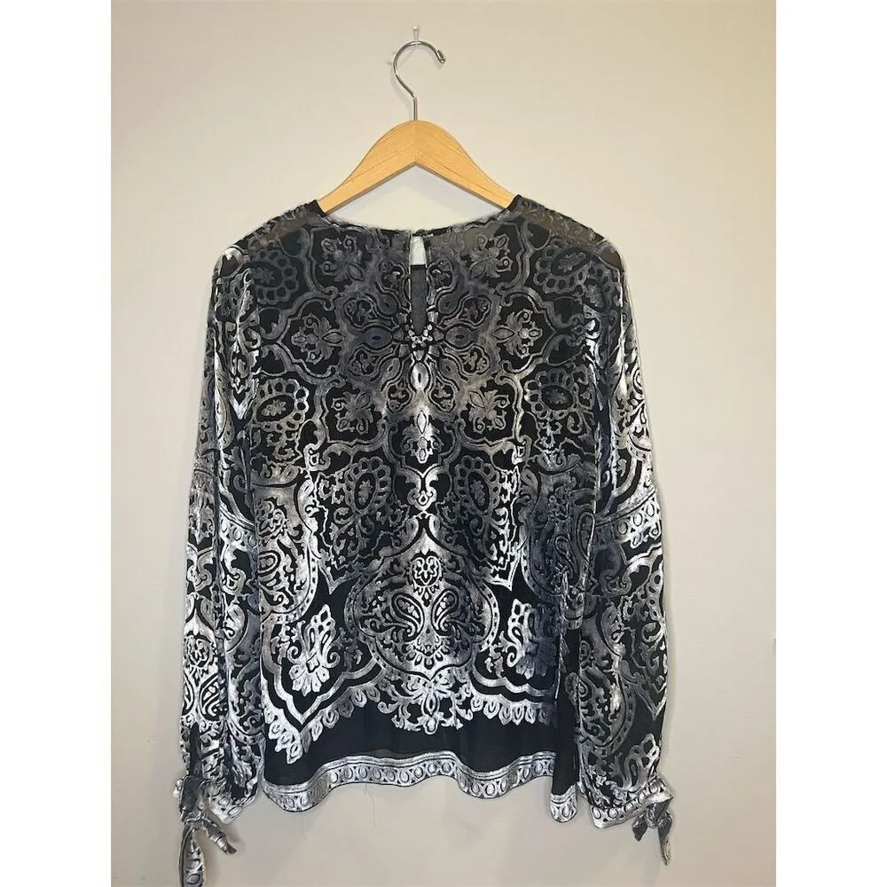 Hale Bob Women's Black Velvet Flock Blouse Size XS Bell Sleeve & Tie Cuff - Image 10