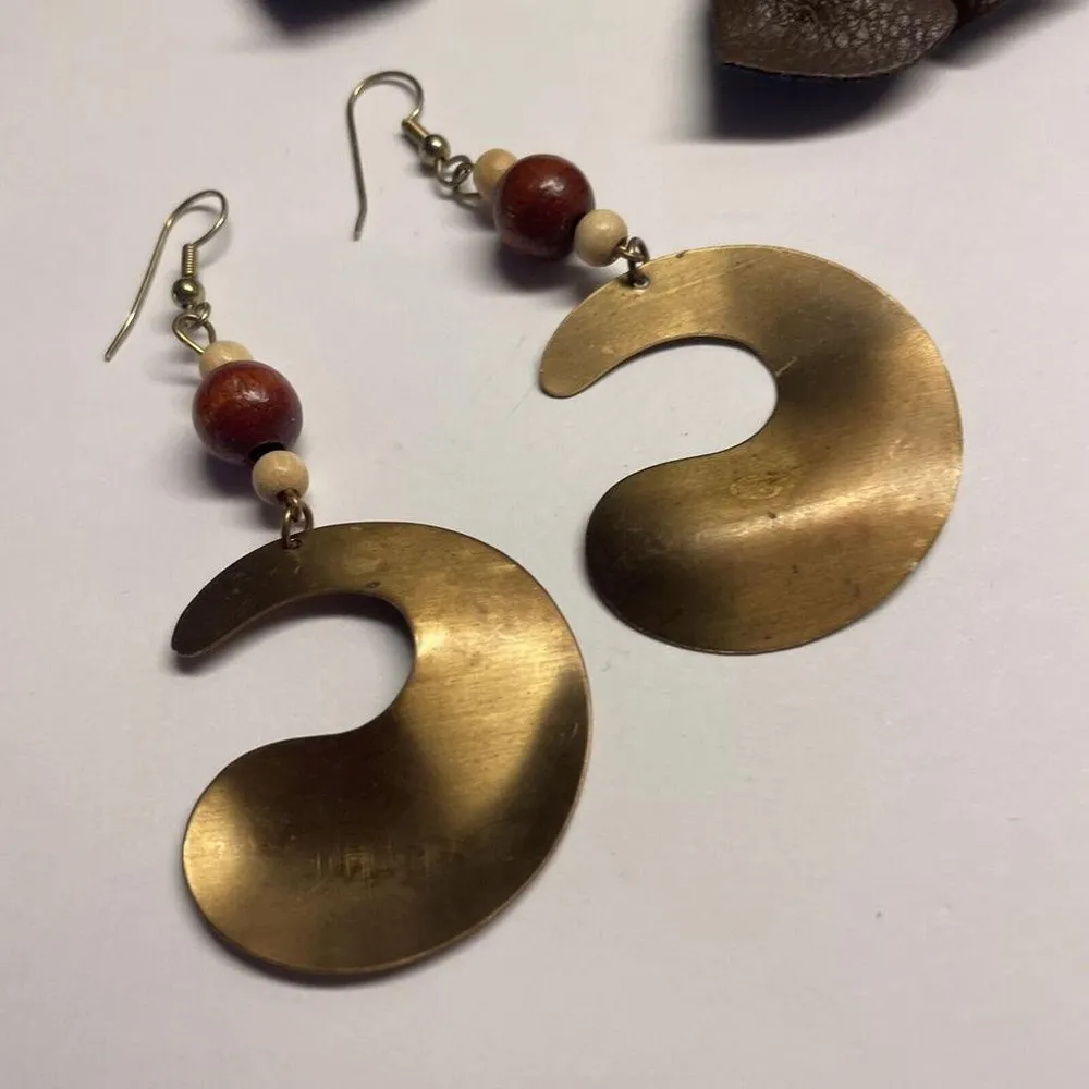 Lot Of 3 Costume Pierced Earrings Dangle / Hoop - Image 8