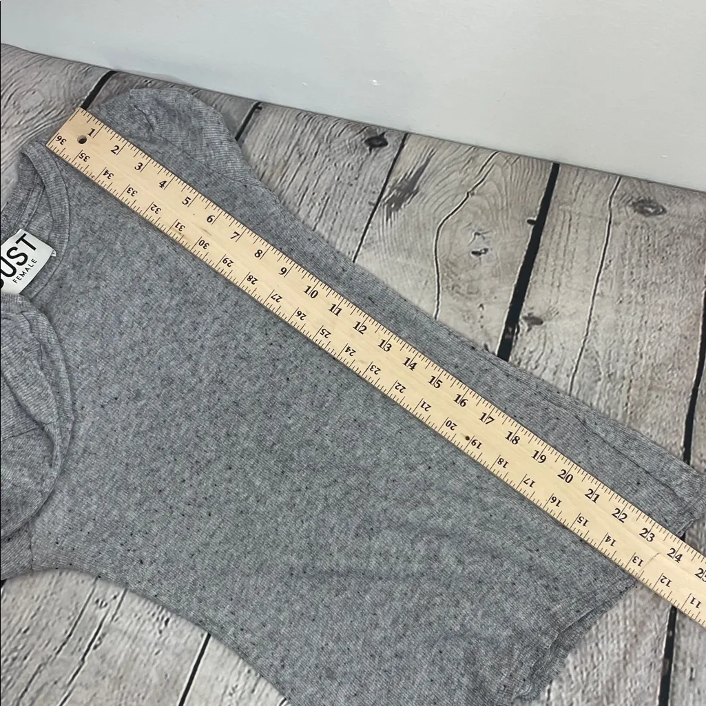 Just Female Heather Gray Long Sleeve Tee Wool Blend size Small - Image 13