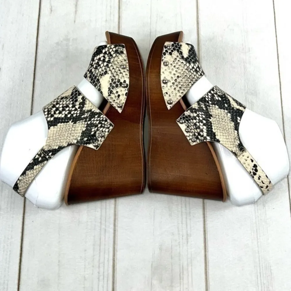 Womens Madden Girl Tan Snakeskin DRIIGS Cork Wedge Sandals - Image 2