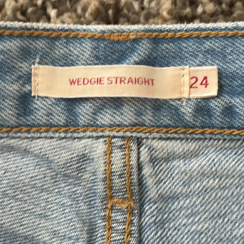 Levi’s Wedgie Jeans - Image 5