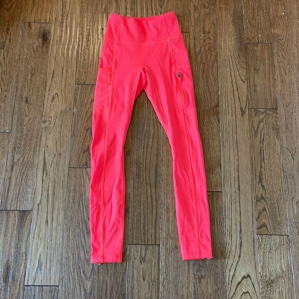 Fabletics 365 motion high waist utility leggings size xs - Image 3