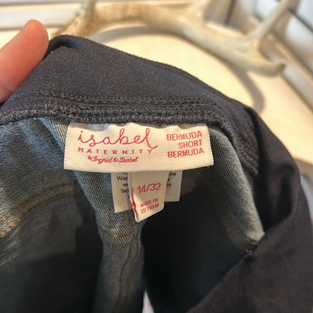 Isabel Maternity Bermuda Shorts with Stretch Panel - Image 3