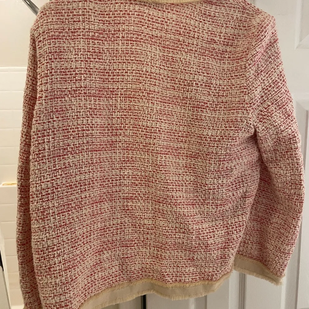 Vineyard Vines Women's Cream and Pink Tweed Textured Jacket - Image 5