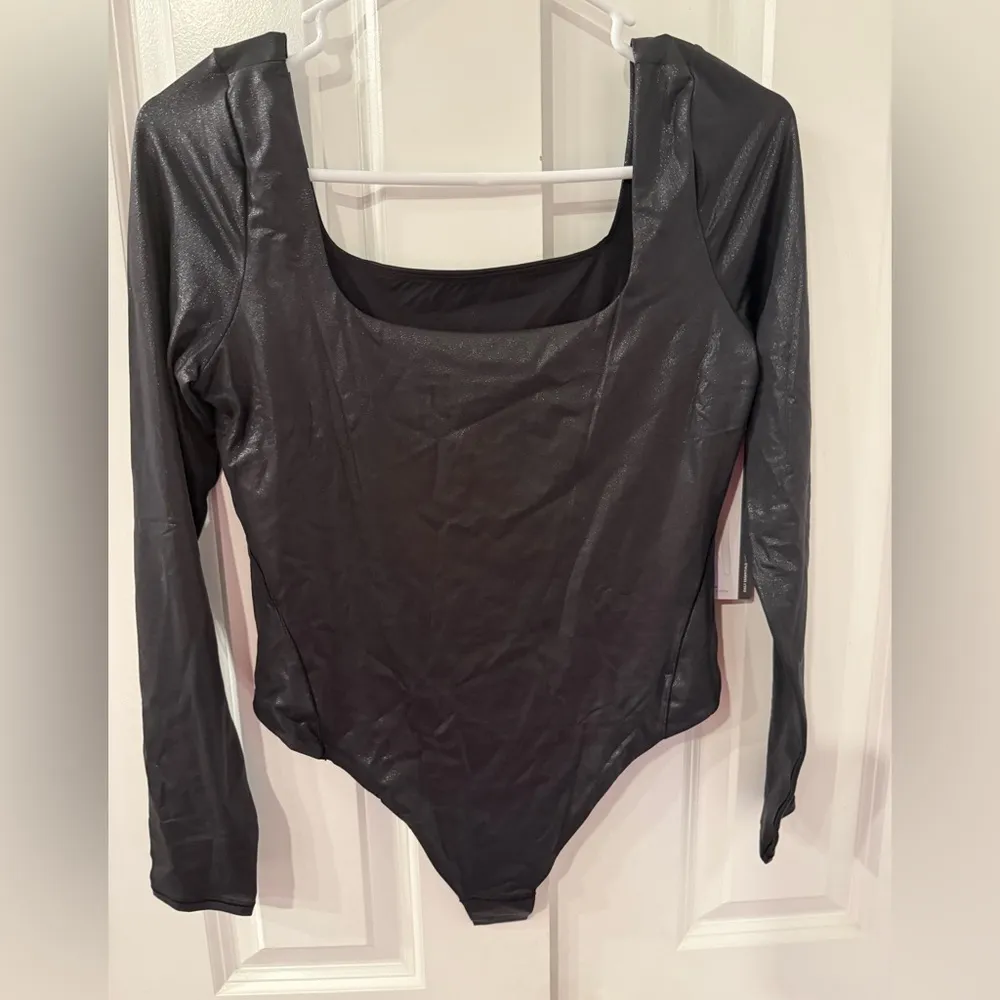 Lululemon Ultra Soft Shine Nulu Wundermost Square Neck Bodysuit Size L NWT - Image 2