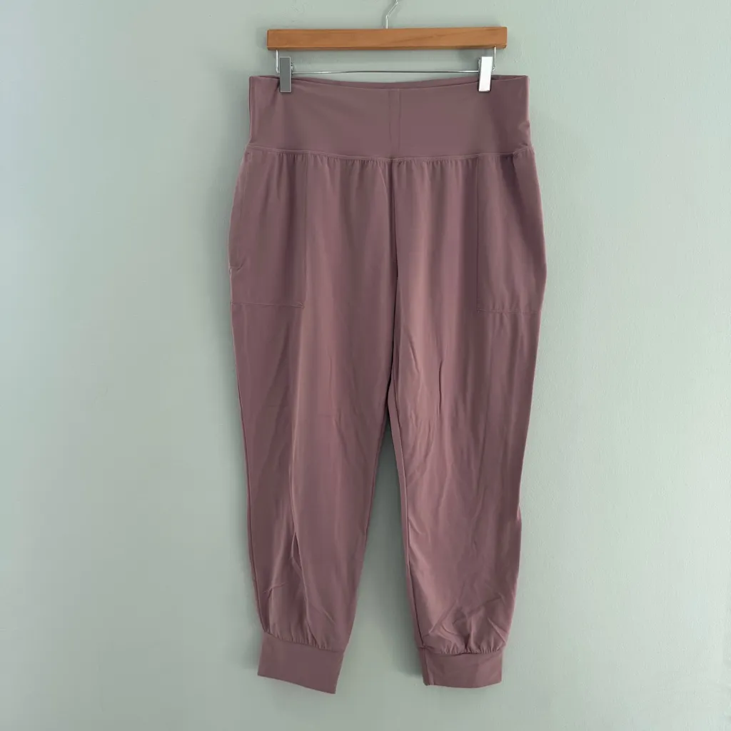 Athleta Salutation Jogger in Powervita - Image 2