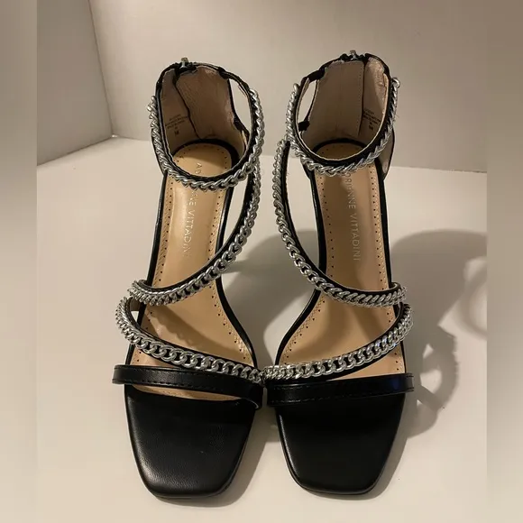 Adrienne Vittadini Geoff Sandal Black w SilverChain Embellished ZigZag Straps 6M - Image 2