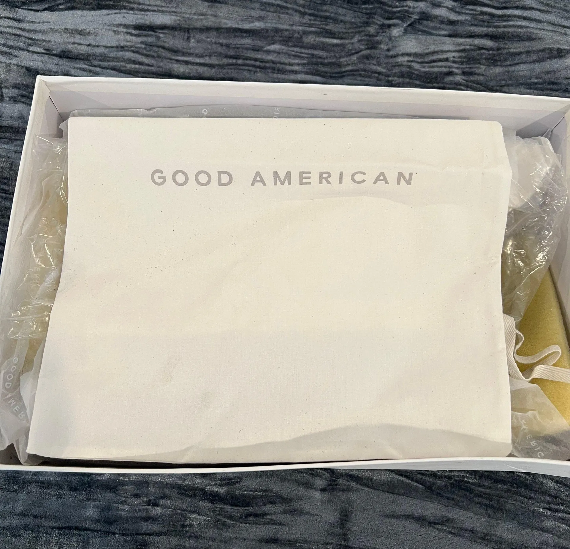 Suede Heels Size 9 - Image 7