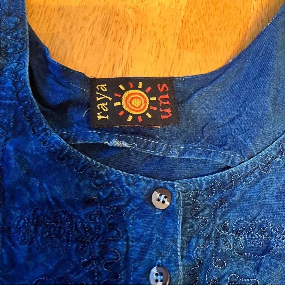 Rays Sun embroidered dress, 19” pit to pit and 35” shoulder to hem. - Image 3