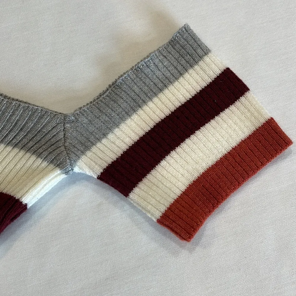 WINDSOR off the shoulder striped crop sweater  Size Medium - Image 5