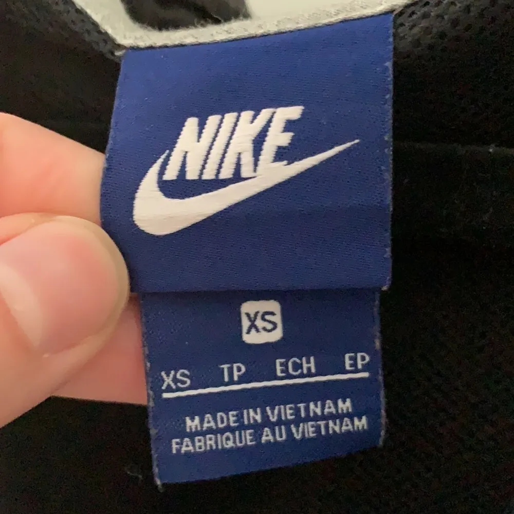 Nike windbreaker zip up jacket - Image 3