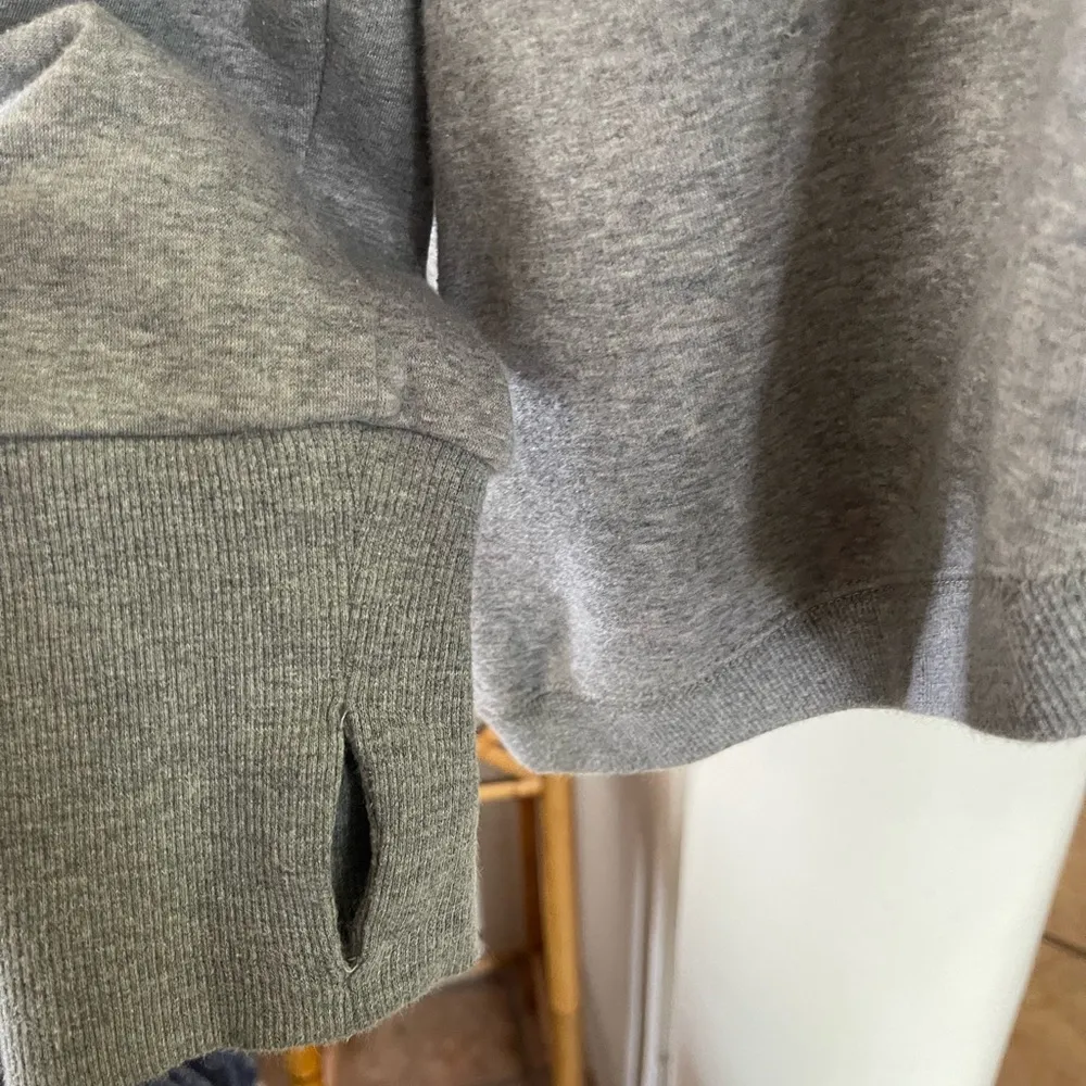 Cable & Gauge Sweatshirt Gray Raglan/Thumbhole Long Sleeve Hi-Low Size L - Image 4
