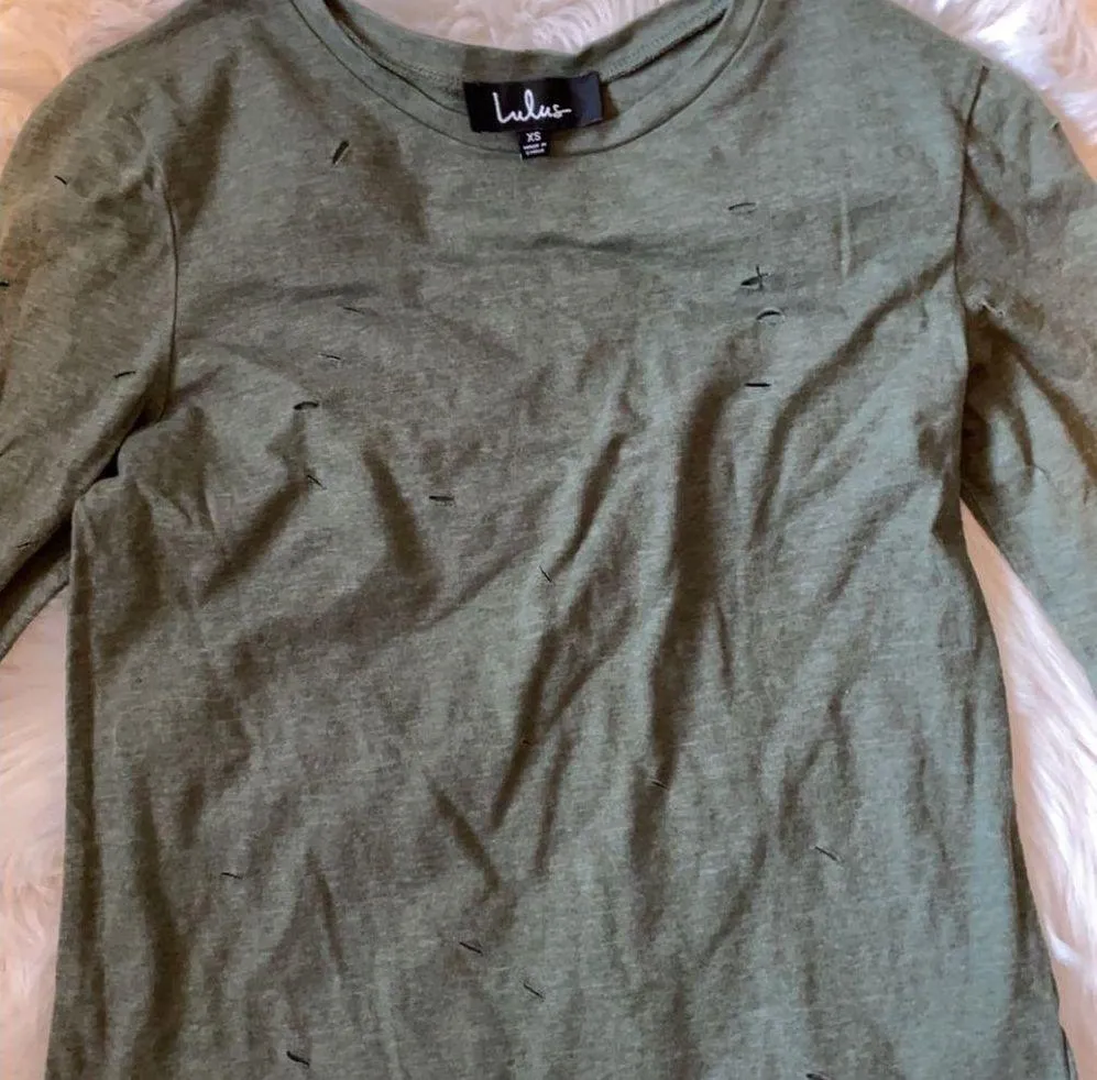 LULU’S CUTTING EDGE OLIVE GREEN DISTRESSED LONG SLEEVE TEE - Image 6