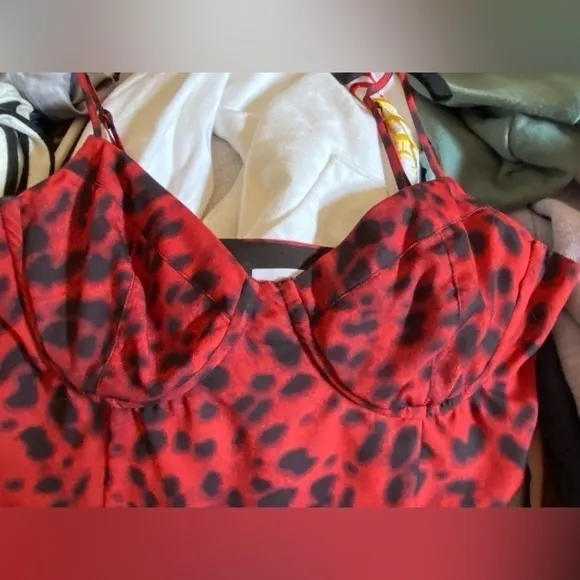 By the way.‎ Red Leopard Bodysuit, V neck, adjustable straps. Side zip, Sz small - Image 3