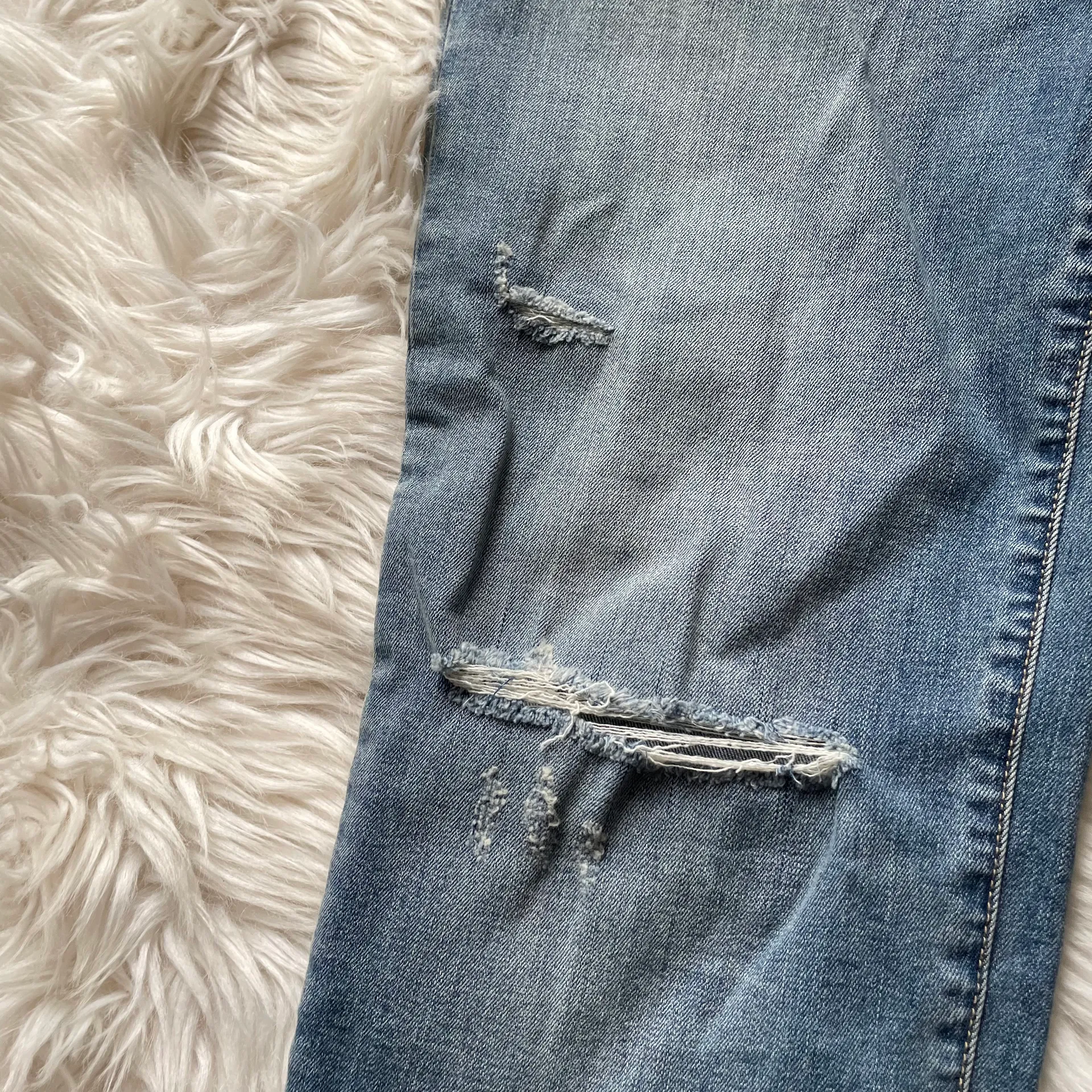 Sneak Peek High Rise Girlfriend Jeans Blue Size 31 - Image 6