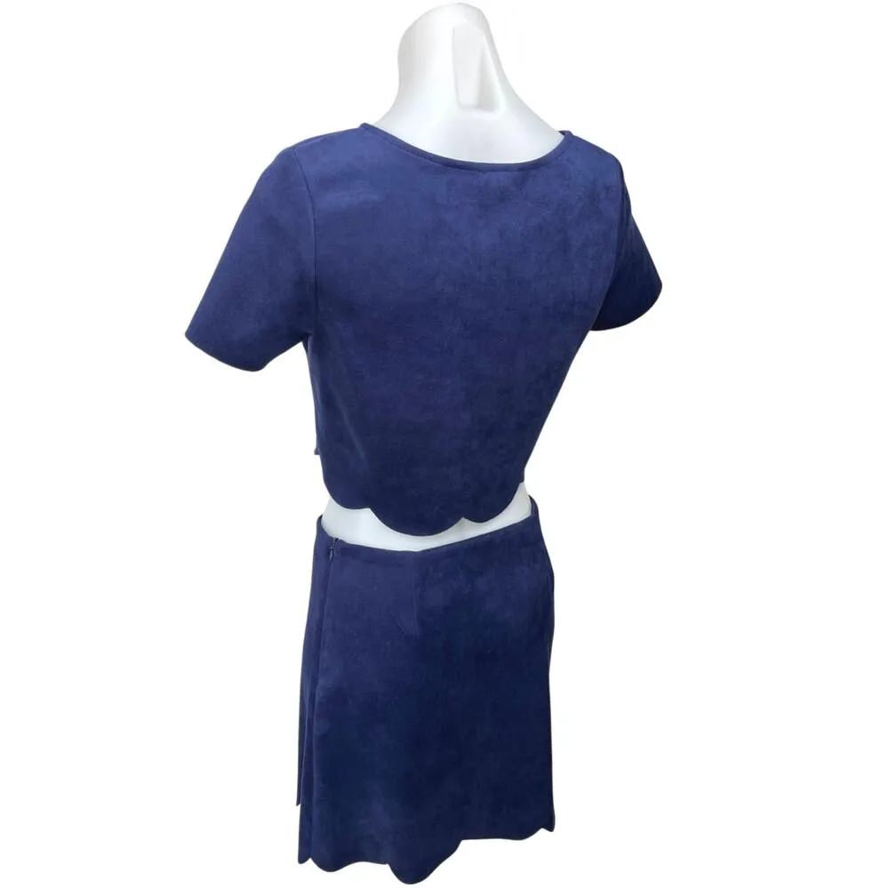 Aqua Women's Blue Faux Suede Scalloped 2-Pc Crop Top & Mini Pencil Skirt Set M - Image 2