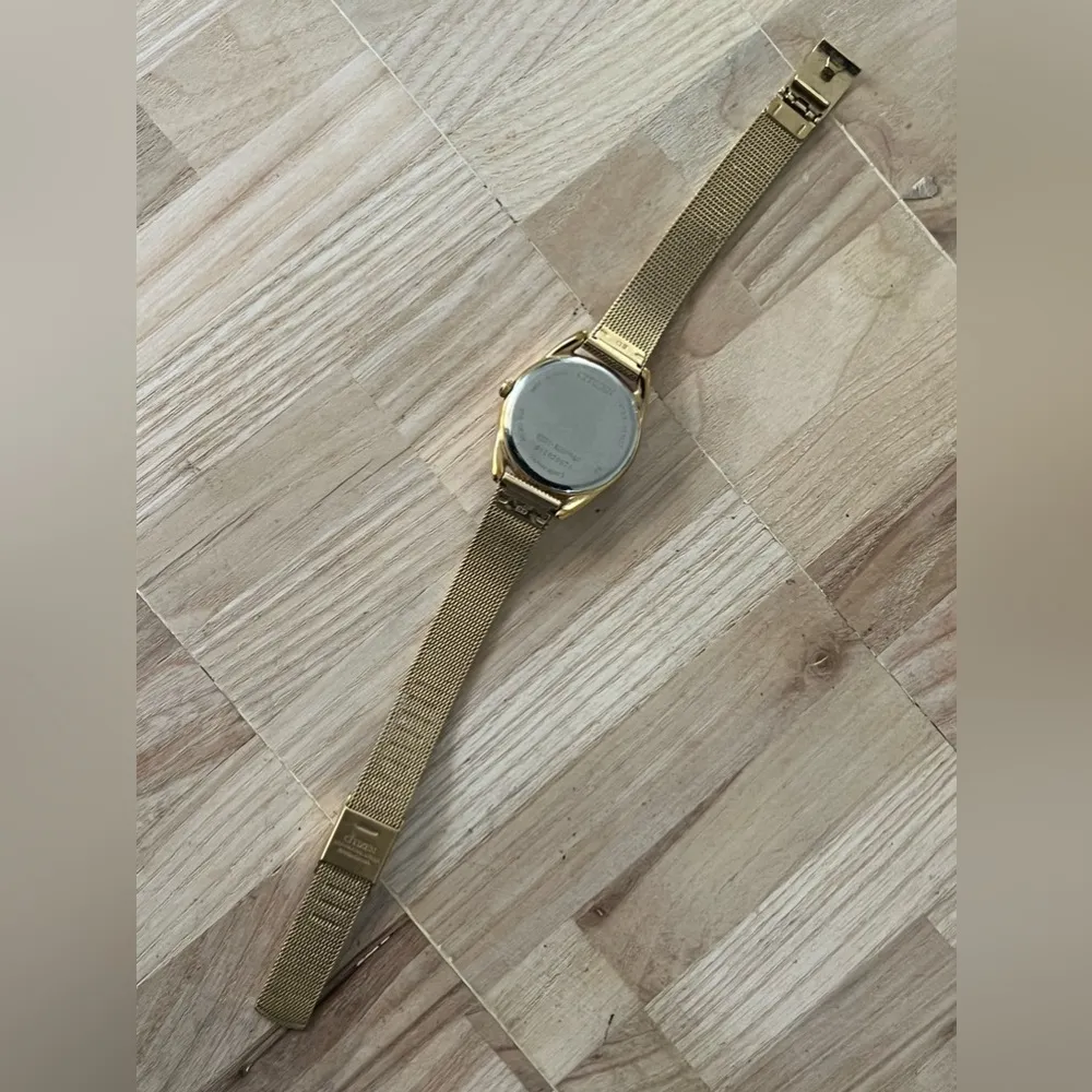 Citizen Eco-Drive Solar Ladies Watch Pearl White Dial Gold Tone Mesh Bracelet - Image 12