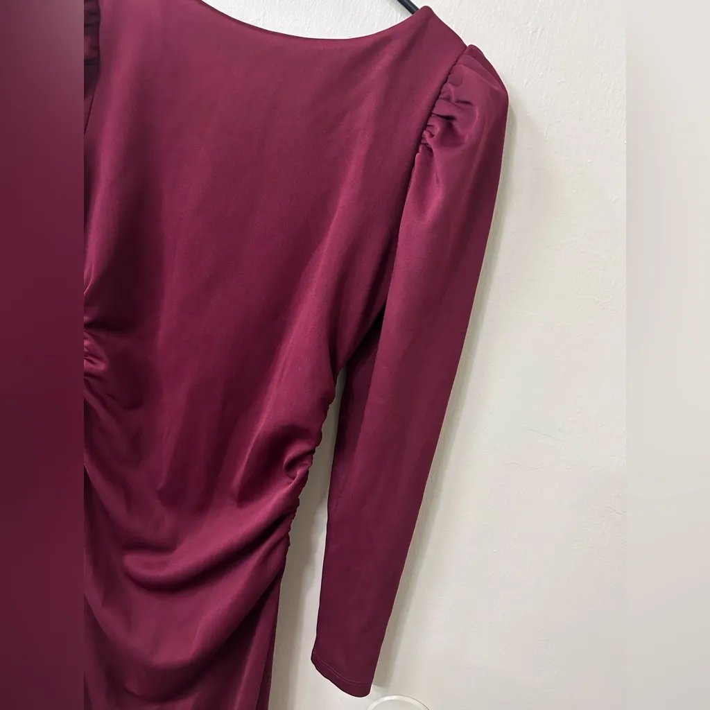 Susana Monaco Elegant Burgundy Ruched Dress - Image 5
