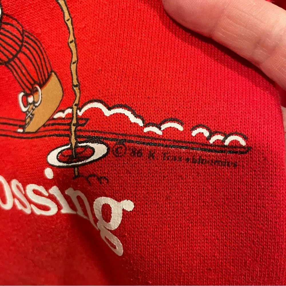 Vintage 80’s Hanes deep crossing ski winter sweatshirt red snow funny soft cozy - Image 4