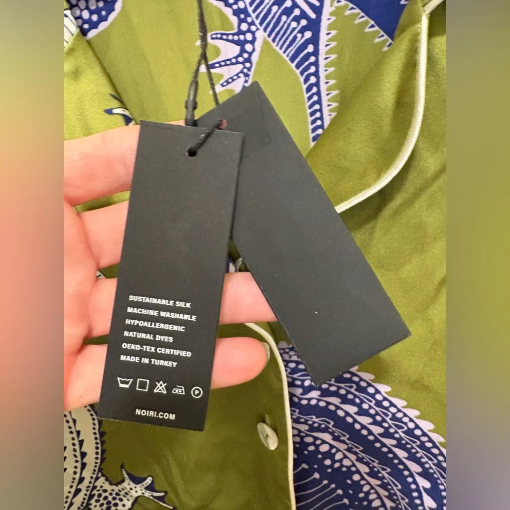 NOLI YOGA-Noiri Dragon Print Pajama Set NWT Olive Green Satin Top & Pants Size M - Image 7