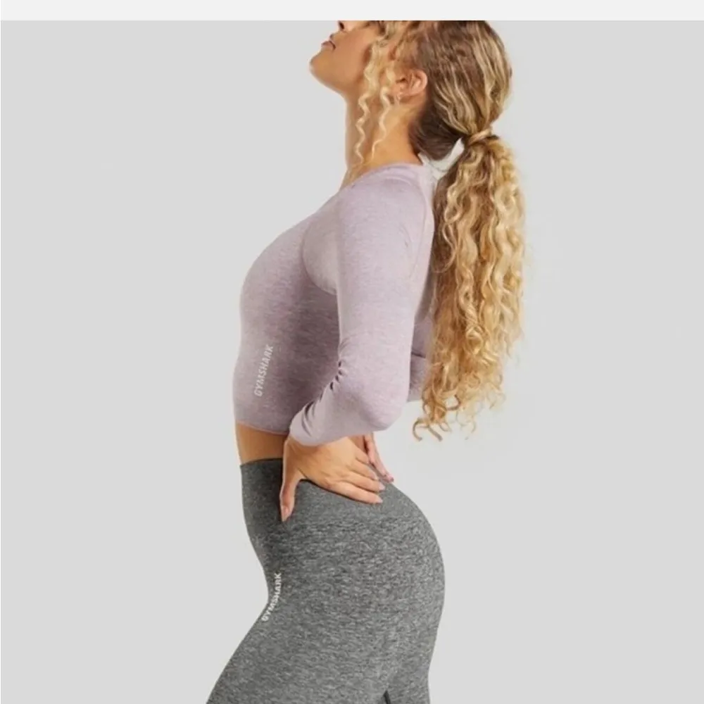 Gymshark Adapt Marl Seamless Long Sleeve Crop Top in Light Purple size Small - Image 11