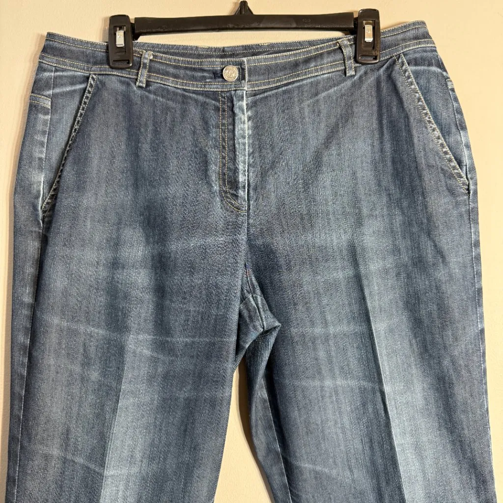 St. John Denim Jean Capris Women's 10 Blue Cuffed Stretchy Designer Classic Chic - Image 5