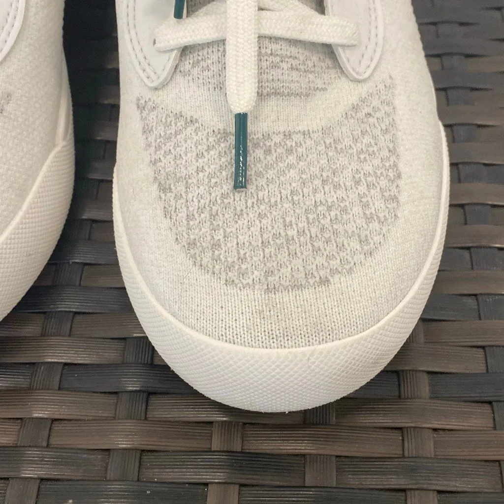 Vessi Weekend sneakers in marble white women’s size 9 - Image 3