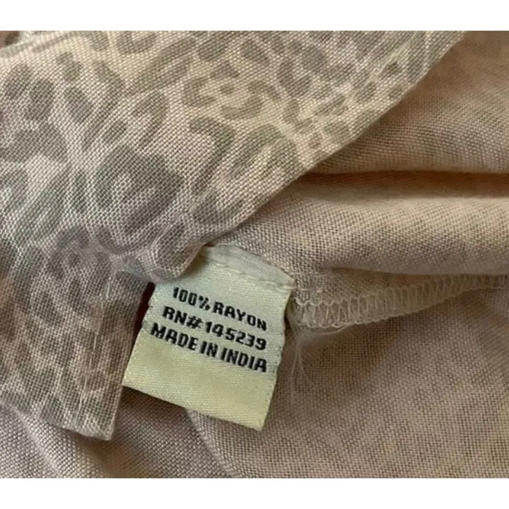 Sim & Sam Pink, Gray Leopard Print V-neck Blouse Women's Size Large NWT | 13-56 - Image 5