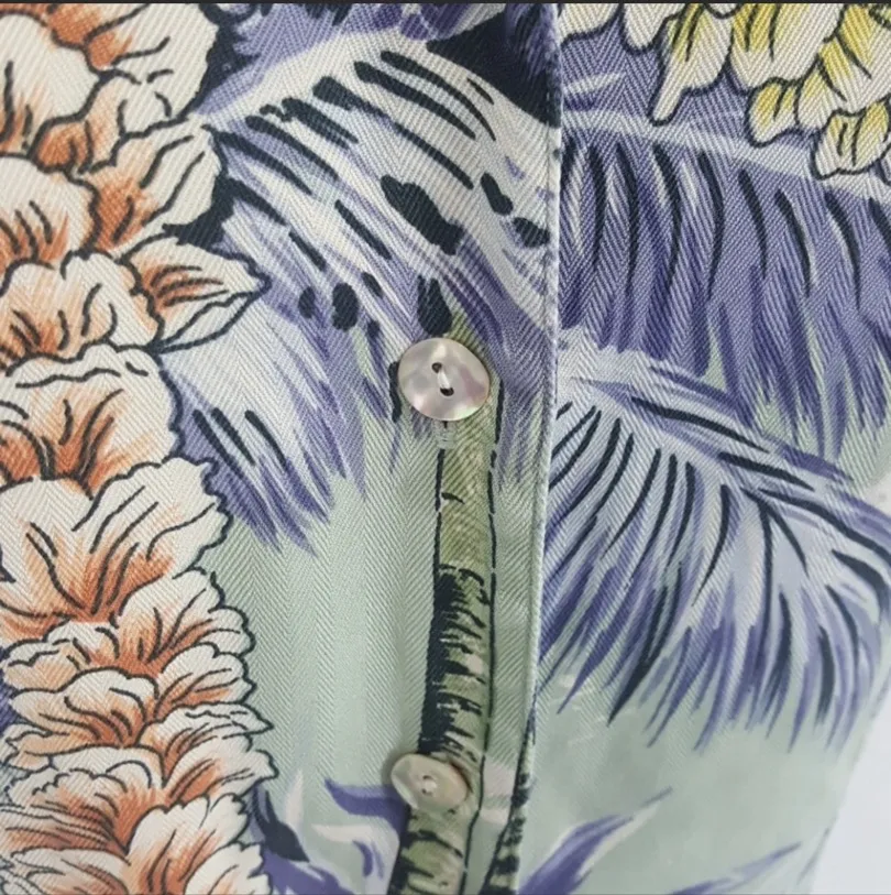 Tommy Bahama Vintage  Silk Top Size X-Small - Image 4